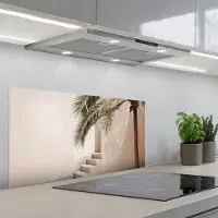 KitchenYeah Spatscherm 90x45 cm - Zelfklevende achterwand Palmboom - Schaduw - Trap - Beige - Keuken muurbeschermer - Spatwand fornuis