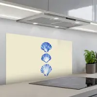 KitchenYeah Spatscherm 100x50 cm - Zelfklevende achterwand Schelpen - Blauw - Beige - Keuken muurbeschermer - Spatwand fornuis