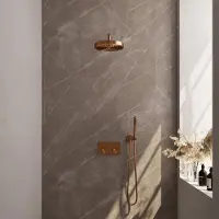 Brauer Stripe Inbouw Regendoucheset Met Drukknoppen - Gebogen Wandarm - Staafhanddouche - Wandhouder - Geborsteld Koper PVD - Messing - Kranen, - Kranen, Douchekranen, Douchesets, Inbouw douchesets