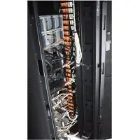 APC Verticale kabelorganisator voor NetShelter SX 42 HE netwerkbehuizing, 750 mm breed (2 stuks)