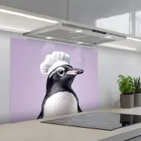 KitchenYeah Spatscherm 80x60 cm - Zelfklevende achterwand Pinguïn - Koksmuts - Lief - Paars - Keuken muurbeschermer - Spatwand fornuis