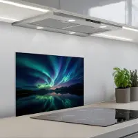 KitchenYeah Spatscherm 60x45 cm - Zelfklevende achterwand Noorderlicht - Kleurrijk - Bergmeer - Keuken muurbeschermer - Spatwand fornuis