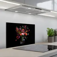 KitchenYeah Spatscherm 60x40 cm - Zelfklevende achterwand Boeket - Veldbloemen - Vaas - Keuken muurbeschermer - Spatwand fornuis