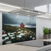 KitchenYeah Spatscherm 90x60 cm - Zelfklevende achterwand Heuvel - Huisje - Bloemen - Wit - Keuken muurbeschermer - Spatwand fornuis