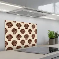 KitchenYeah Spatscherm 70x55 cm - Zelfklevende achterwand Schelpen - Bruin - Patroon - Keuken muurbeschermer - Spatwand fornuis