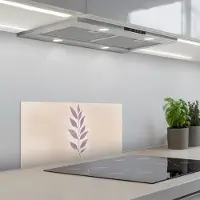 KitchenYeah Spatscherm 60x30 cm - Zelfklevende achterwand Tak - Bladeren - Minimalistisch - Beige - Keuken muurbeschermer - Spatwand fornuis