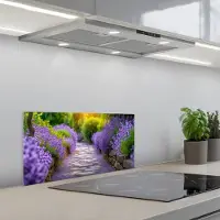 KitchenYeah Spatscherm 70x30 cm - Zelfklevende achterwand Bloemen - Pad - lavendel - Tuin - Keuken muurbeschermer - Spatwand fornuis