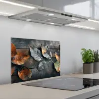 KitchenYeah Spatscherm 60x45 cm - Zelfklevende achterwand Bladeren - Herfst - Grijs - Natuur - Keuken muurbeschermer - Spatwand fornuis