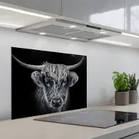 KitchenYeah Spatscherm 70x50 cm - Zelfklevende achterwand Schotse hooglander - Zwart - Koe - Dieren - Keuken muurbeschermer - Spatwand fornuis