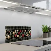 KitchenYeah Spatscherm 70x30 cm - Zelfklevende achterwand Kerstballen - Rood - Hulsttakken - Patroon - Keuken muurbeschermer - Spatwand fornuis