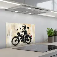 KitchenYeah Spatscherm 60x40 cm - Zelfklevende achterwand Street art - Motor - Jongen - Graffiti - Banksy Style - Keuken muurbeschermer - Spatwand fornuis