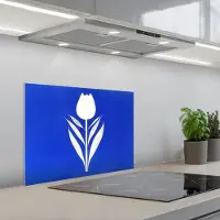 KitchenYeah Spatscherm 60x45 cm - Zelfklevende achterwand Tulp - Minimalistisch - Bladeren - Wit - Keuken muurbeschermer - Spatwand fornuis