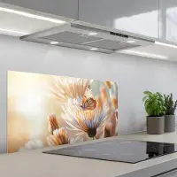 KitchenYeah Spatscherm 90x45 cm - Zelfklevende achterwand Vlinder - Bloem - Oranje - Keuken muurbeschermer - Spatwand fornuis