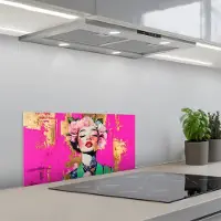 KitchenYeah Spatscherm 60x30 cm - Zelfklevende achterwand Bloemenkroon - Goud - Vrouw - Portret - Keuken muurbeschermer - Spatwand fornuis