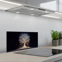 KitchenYeah Spatscherm 70x30 cm - Zelfklevende achterwand Sneeuwboom - Lichtjes - Wit - Kleurrijk - Keuken muurbeschermer - Spatwand fornuis