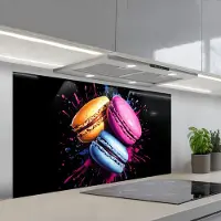 KitchenYeah Spatscherm 120x60 cm - Zelfklevende achterwand Macarons - Dessert - Graffiti - Kleurrijk - Roze - Blauw - Geel - Keuken muurbeschermer - Spatwand fornuis