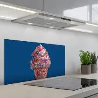 KitchenYeah Spatscherm 80x40 cm - Zelfklevende achterwand Ijsje - Hoorntje - Steentjes - Blauw - Keuken muurbeschermer - Spatwand fornuis