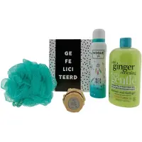 Vogue Verjaardag Cadeauset met Deo -Douche - Puff - Chocolade & Kaars – Luxe Badset | Verwen Cadeauset | Wellness Geschenk voor Iedereen