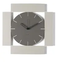 Arti Wandklok modern design