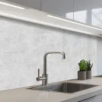 KitchenYeah Keuken achterwand 100x60 cm - Spatscherm zelfklevend Wit - Muur - Verkleuring - Muurbeschermer - Spatwand fornuis