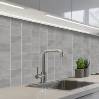 KitchenYeah Keuken achterwand 150x80 cm - Spatscherm zelfklevend Mat - Wand - Tegels - Grijs - Muurbeschermer - Spatwand fornuis