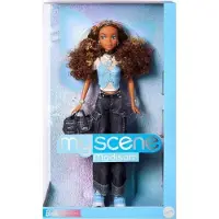 Mattel Signature My Scene Madison pop en accessoires Y2K-ge nspireerde outfit met vlindertop, cargo jeans, spijkertas en poppenstandaard