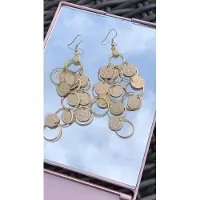Charme Bijoux Oorbellen goudkleurig met muntjes | Oorbellen | Muntjes