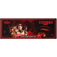 Stranger Things Yummers Upside Down Berry Bite cookies 135g