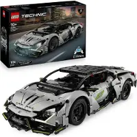 LEGO Technic 42214 Lamborghini Revuelto