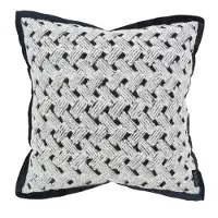 NOVÉE Nordic braid | 45 x 45 cm | kussenhoes | velvet/polyester