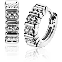 Zinzi 13mm zilveren oorringen bezet met witte zirkonia's en luxe klapsluiting ZIO2686