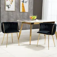 OKWISH Eetkamerstoel – Handgeweven Halfronde Rug Voor Warme Sfeer – Gouden Metalen Poten – Met Antislipvoetjes En Stevig Frame – Fluweel Bekleding – Zwart