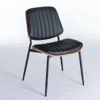 Merax Eetkamerstoelen Set van 2 – Mid Century Retro Kunstleer – Zwarte PU Bekleding – Walnoot Houten Rugleuning – Comfortabele Zitting – Metalen Poten met Verstelbare Voetjes