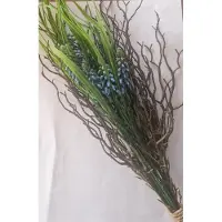 Countryfield Kunst blauw/ paarse druifjes met twijgjes