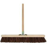 Kippers Rijssen Straatbezem – Natuurvezel – 60 cm – Houten steel – 160 cm