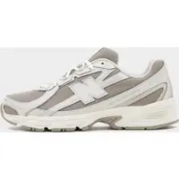 New Balance 740, bruin