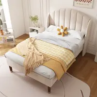 STILVORA Gestoffeerd Bed 90x200 cm – Eenpersoonsbed Met Lattenbodem & Hoog Hoofdeinde – Geluidsarme Houten Latten – Fluweel – Beige – Zonder Matras