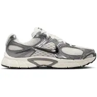 Nike Sneakers laag 'V5 RNR' grijs / zwart / zilver / wit