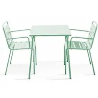 Oviala - Set van een vierkante tuin tafel en 2 groene salontafels van staal - Palavas