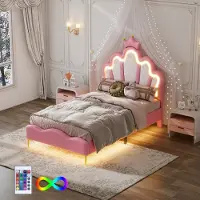 STILVORA Kinderbedden 140x200 cm - Gestoffeerd Bed Met LED Lichtstrip En Uniek Kroon Hoofdeinde - MDF Frame - Wit