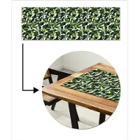 MuchoWow Tafelloper 150x50 cm - Tafelmat vinyl Groen - Vloeiend - Camouflage - Tafeldecoratie - Tafelversiering - Keuken decoratie - Tafel versiering
