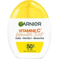 Garnier Vitamine C* Wonder Tint SPF 50+ licht - Beschermt & Laat stralen - getinte fluid met lichtgewichte dekking - 40ml