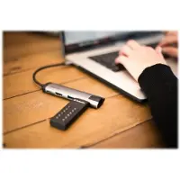 Verbatim Keypad Secure - USB-C-station 64GB - AES 256 bits-hardwareversleuteling - Zwart