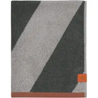 Mette Ditmer Handdoek Diagonal Dark Olive (50 x 90 cm)