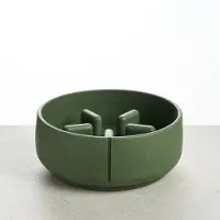 PINO Sandstone Hondenvoerbak Slowfeeder (anti-schrok) - Groen (Crocodile Green) - Large ⌀21cm - 1700ml