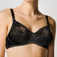 Chantelle Wireless bh Amazone | Maat: 95D | Kleur: Zwart