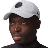 Nike Paris Saint-Germain Club Pet Wit Zwart