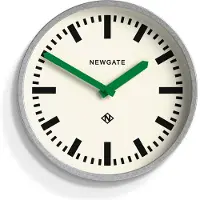 Newgate Luggage - wandklok - Verzinkte uitvoering met groene wijzers
