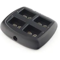 EverActive NC-109 4-slots batterijlader voor 9V / 6HR61 batterijen