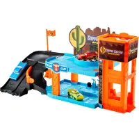 Disney cars garage glow racers met 3 auto's